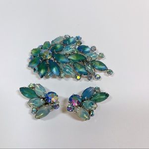 Vintage Blue Green Coro Rhinestone Brooch Earrings Set